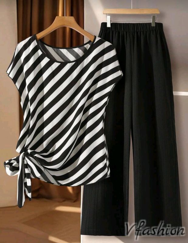 Комплект панталон и блуза на райе