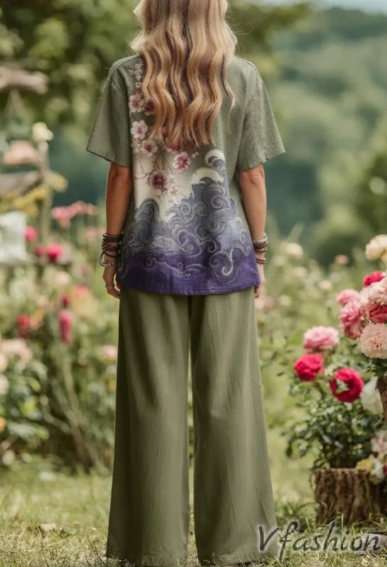 Комплект панталон с джобове и блуза с принт