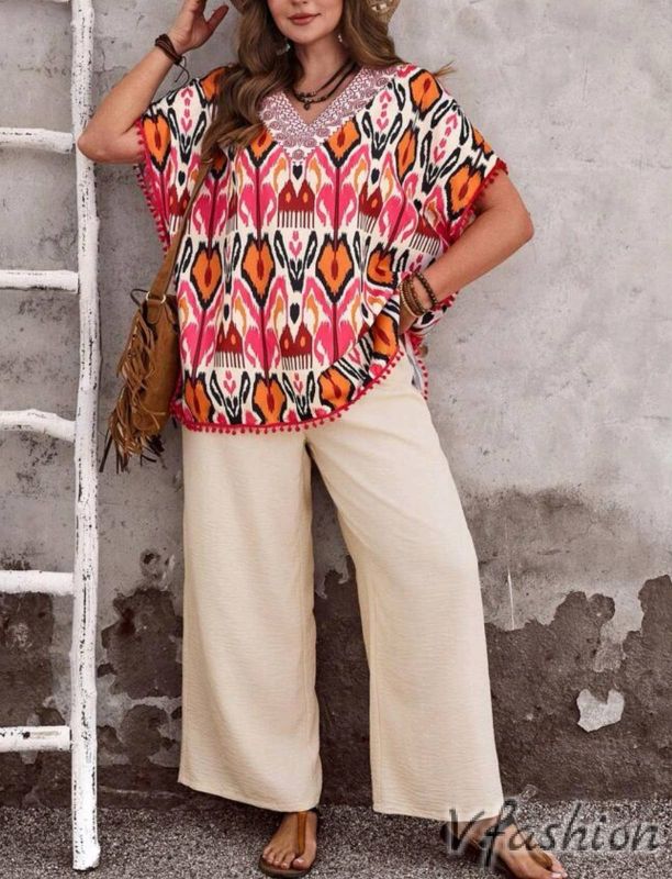 Комплект панталон и шарена блуза