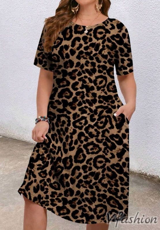 Рокля с принт и джобове