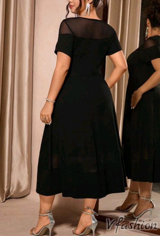 Елегантна рокля с тюл - черна