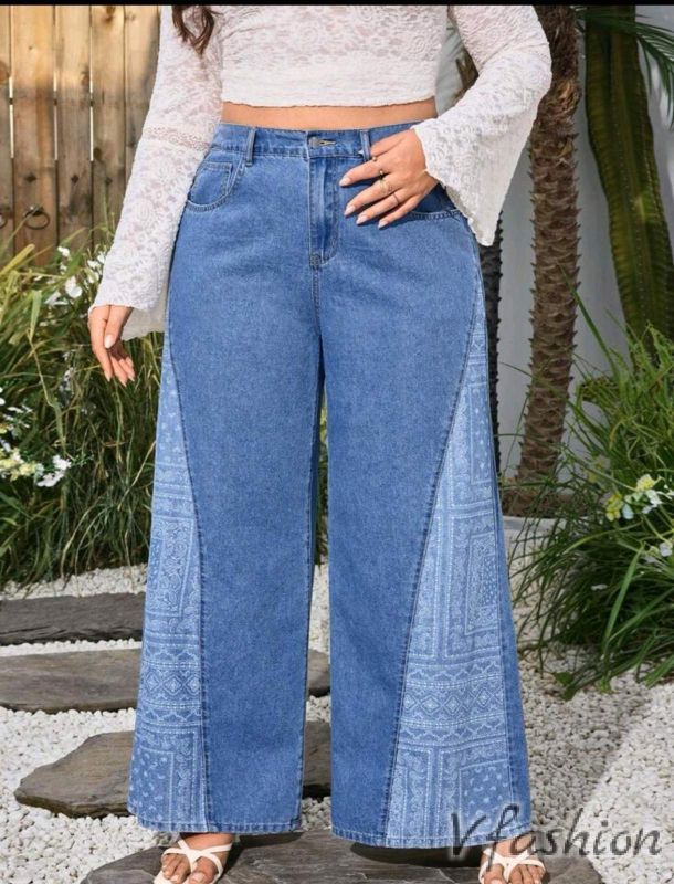 Дънки с пачуърк принт