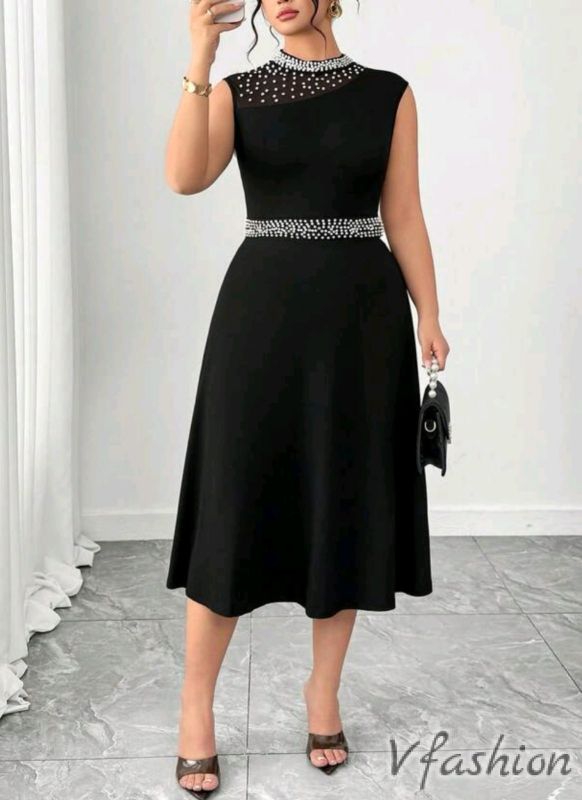 Елегантна рокля с перли