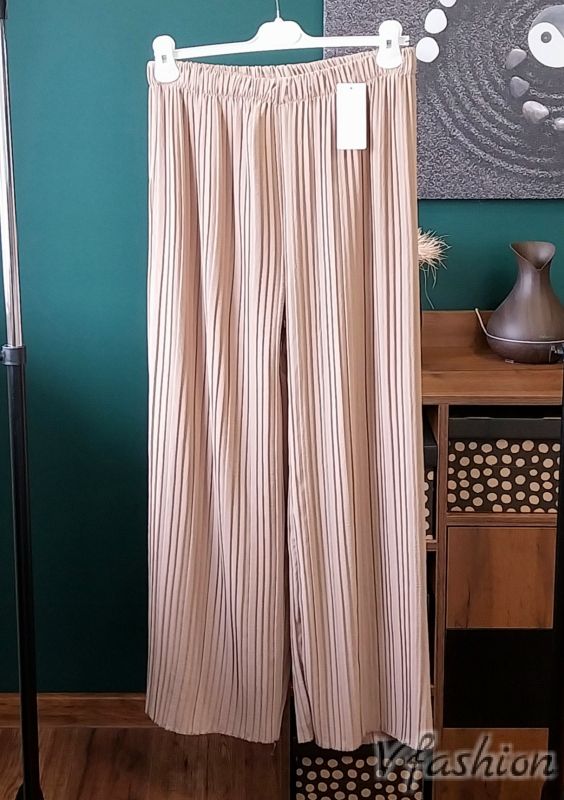 Комплект панталон солей и ефирна блуза - бежов