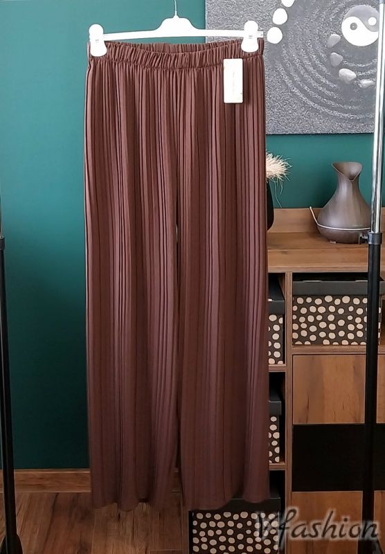 Комплект панталон солей и ефирна блуза - кафяв