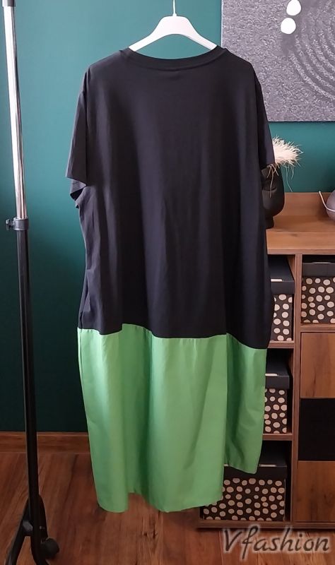 Памучна рокля с принт - черно и зелено