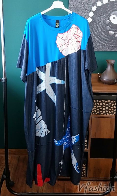 Дънкова рокля с морски акценти