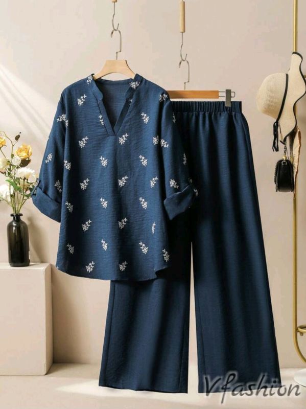 Комплект панталон и блуза с бродерии