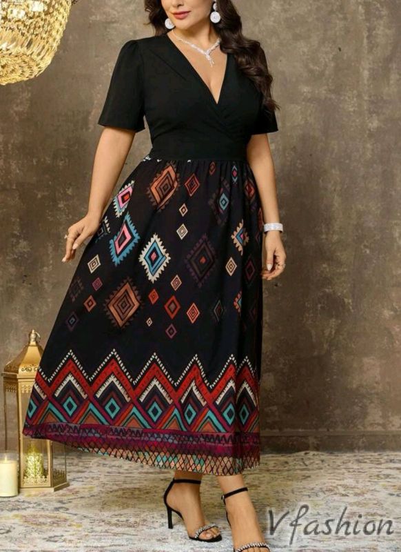 Рокля с геометричен принт