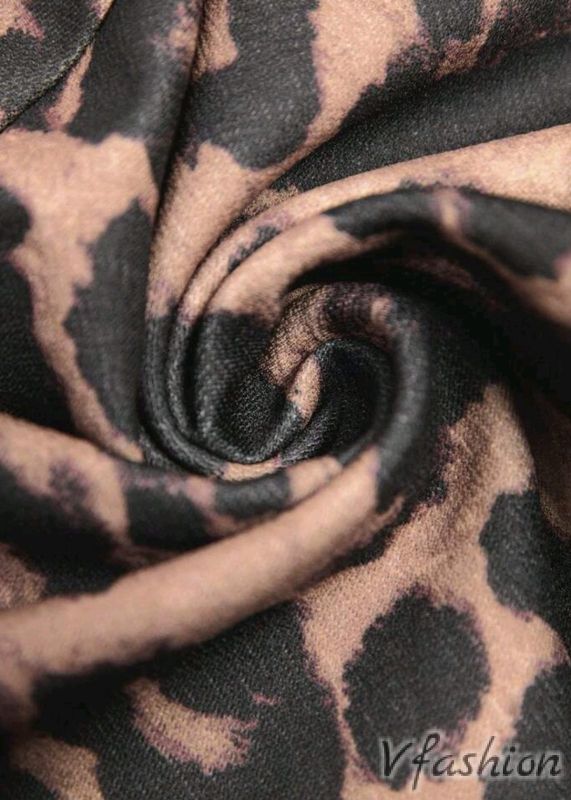 Разкроен клин с леопардов принт