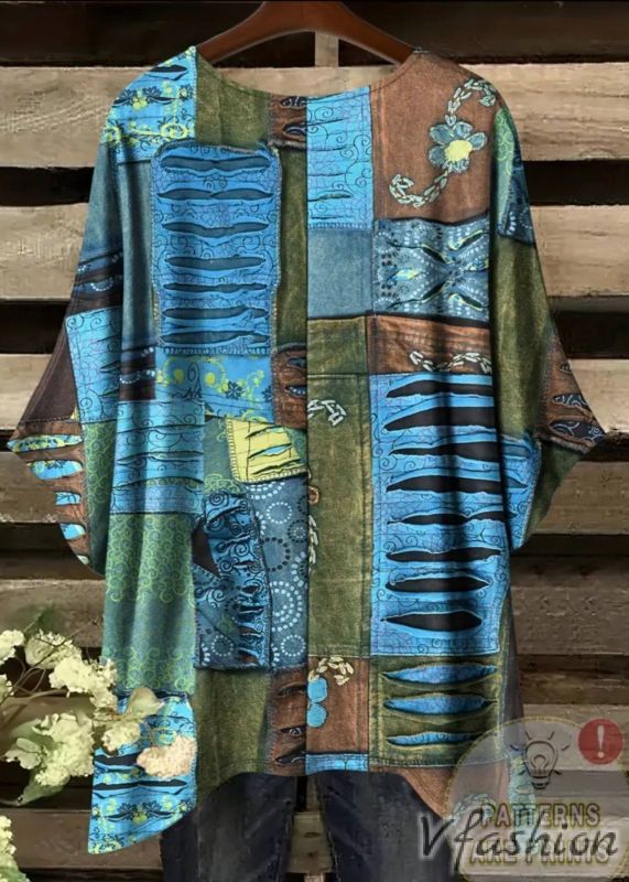 Еластична блуза с пачуърк принт