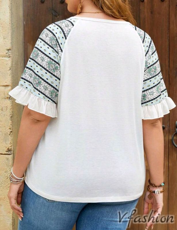 Тениска с цветни ръкави