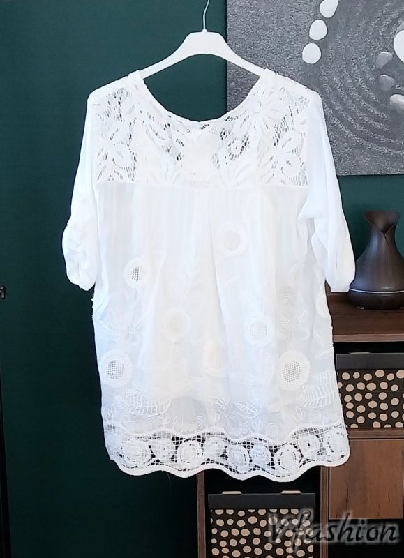 Блуза с бродерии - бяла