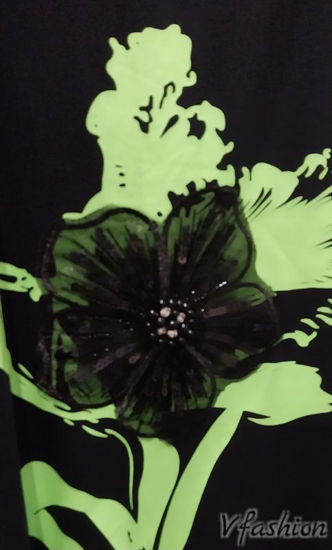 Памучна рокля с цвете от пайети