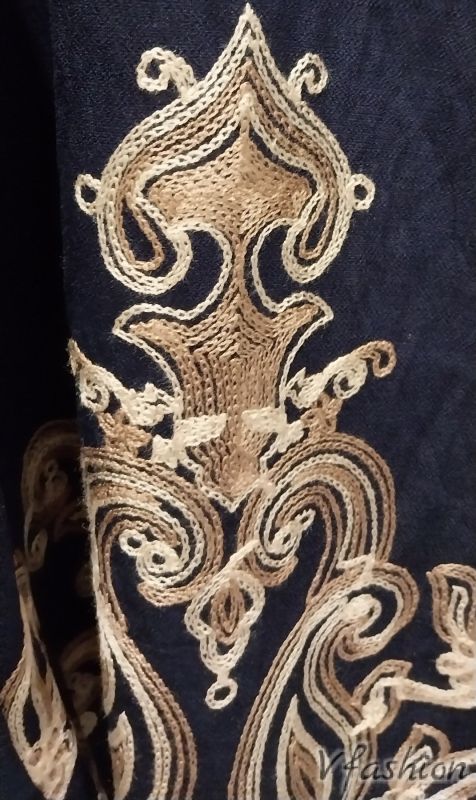 Комплект панталон и риза с бродерии - син