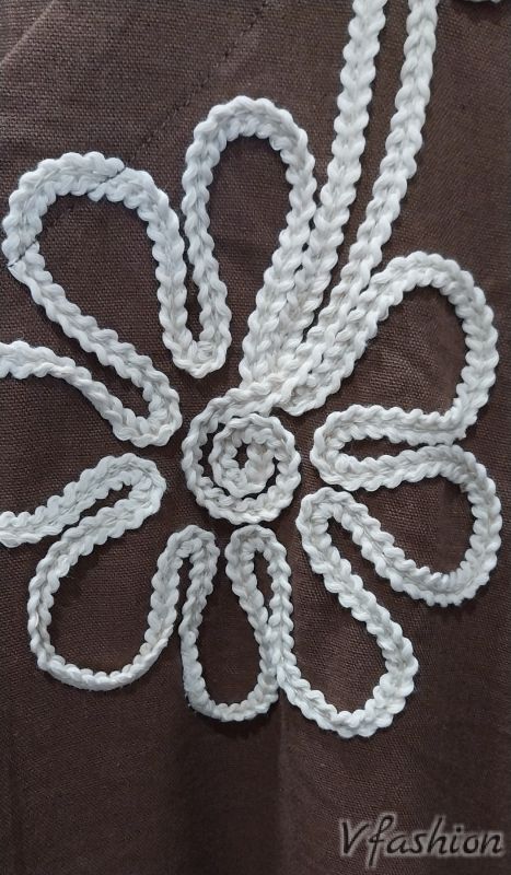 Рокля с нашивка цвете - памук и лен